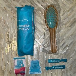 NEW Sugar bear hair 6 piece Set: hair brush, shower cap, hair ties, stickers